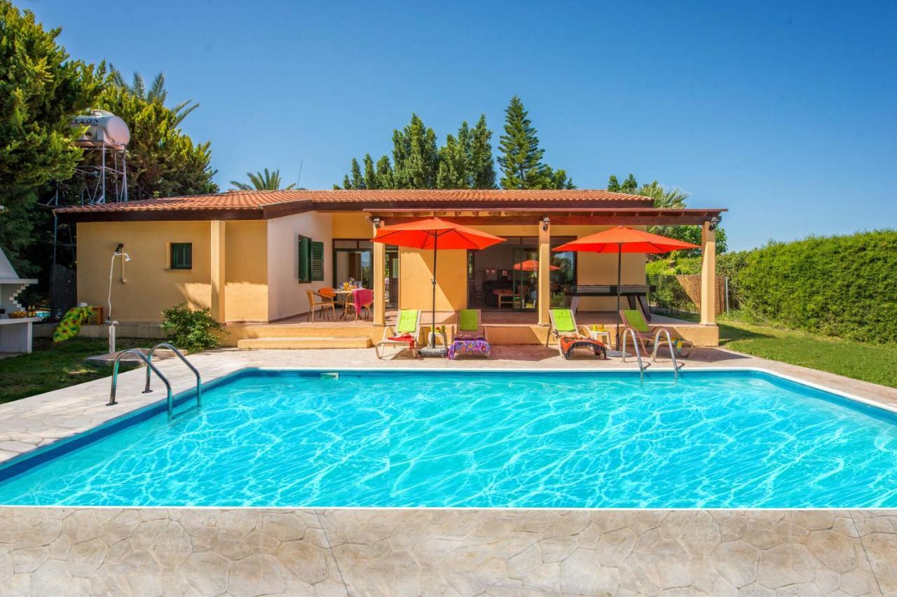 Villa Rosie By Villa Plus Polis Kültér fotó